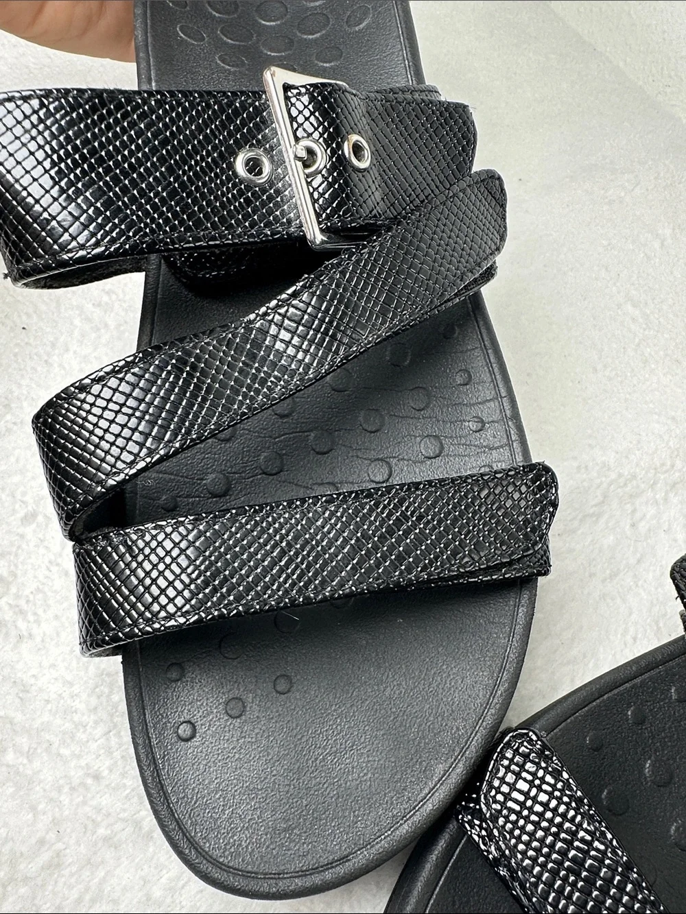 Vionic Black Pacific Rio Lizard Sandals Textured Platform Slide with Buckle - Picture 12 of 16